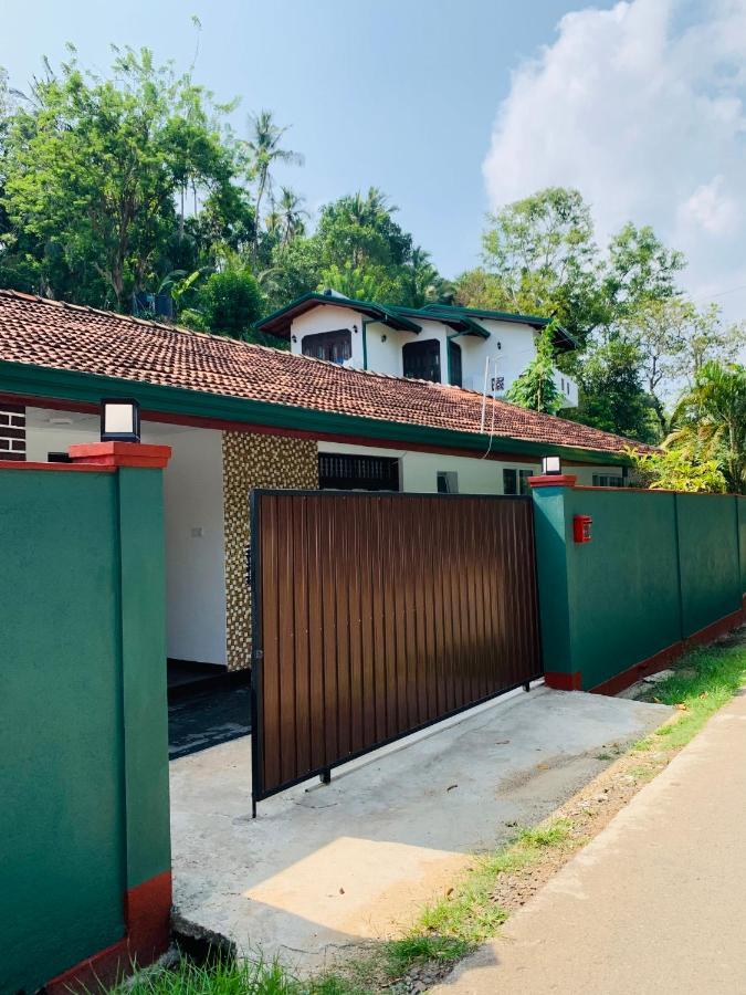 Wanderers Galle Unawatuna Exteriör bild